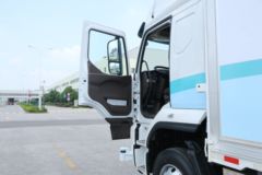东风柳汽 乘龙H5 9.7米纯电动厢式载货车246kWh