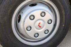 五菱 荣光新卡 基本型 1.8L 125马力 汽油 2.6米双排栏板微卡(国六)(后双胎)(LZW1030SLT6B)