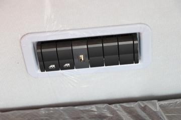 �й����� �ǵ¿�SITRAK G5�п� 270���� 4X2 6.8���������䳵(ZZ5186CCQK501GF1)ͼƬ