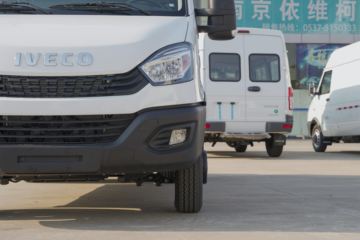 �Ͼ���ά�� ŷʤ2021�� ����ϵ��V42-33S 145���� 2.0T �߶���ջ���(����)ͼƬ