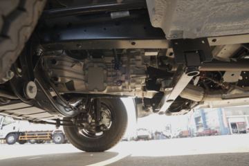 �Ͼ���ά�� ŷʤ2021�� ����ϵ��V42-33S 145���� 2.0T �߶���ջ���(����)ͼƬ