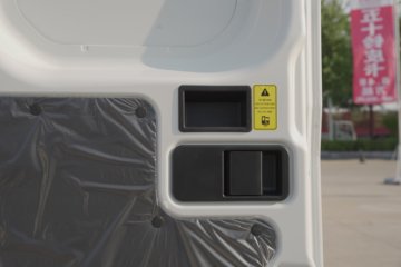 �Ͼ���ά�� ŷʤ2021�� ����ϵ��V42-33S 145���� 2.0T �߶���ջ���(����)ͼƬ