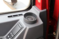 陕汽重卡 德龙X5000 轻量化版 480马力 6X4 牵引车(国六)(SX4259XD4Q1)