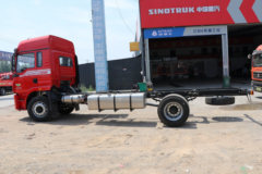 陕汽重卡 德龙L5000 轻量化版 270马力 4X2 6.8米仓栅式载货车(高顶)(国六)(SX5189CCYLA501F2)