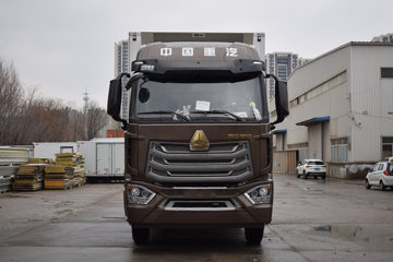 中国重汽 豪沃N5G 250马力 4X2 6.8米冷藏车(红叶牌)(MHY5180XLCZZN)