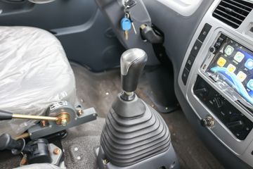 ʱ�� ��˳ 130���� 4X2 �����жʽ������(SSF5046ZXXDJ43S)ͼƬ