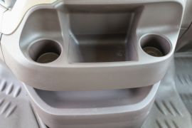 乘龙H7&nbsp;电动牵引车驾驶室图片