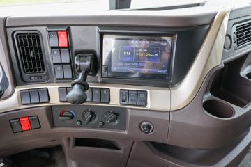 �������� ����H7�ؿ� 6X4 ȼ�ϵ��ǣ����ͼƬ