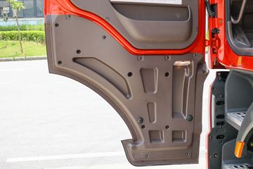 �������� ����H7�ؿ� 6X4 ȼ�ϵ��ǣ����ͼƬ