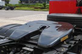 乘龙H7&nbsp;电动牵引车底盘图片