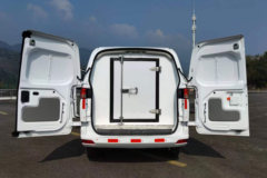 北汽瑞翔 博腾V2 3.015T 2.19米单排纯电动冷藏车(BJ5030XLCDMN5XBEV)50.38kWh