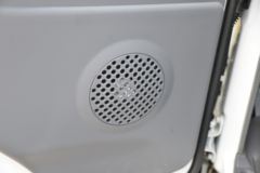 庆铃 铃咖 标载型 122马力 4.25米单排厢式轻卡(国六)(QL5040XXYMFHA)