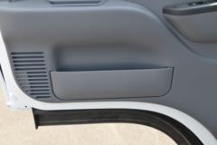 庆铃 铃咖 标载型 122马力 4.25米单排厢式轻卡(国六)(QL5040XXYMFHA)