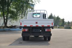 庆铃 铃咖 标载型 122马力 4.185米单排栏板轻卡(QL1040MFHA)