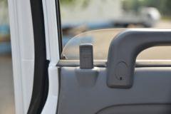 庆铃 铃咖 标载型 122马力 4.185米单排栏板轻卡(QL1040MFHA)