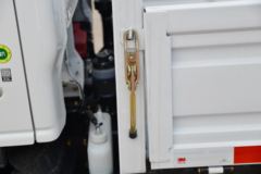 庆铃 铃咖 标载型 122马力 4.185米单排栏板轻卡(QL1040MFHA)