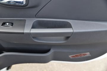 ���� ����X5 2.3L 95���� 3.5�׵�����ʽ΢��(����)ͼƬ