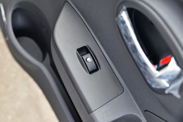 ���� ����X5 2.3L 95���� 3.5�׵�����ʽ΢��(����)ͼƬ