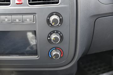 ���� ����X5 2.3L 95���� 3.5�׵�����ʽ΢��(����)ͼƬ