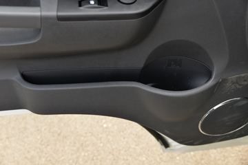 ���� ����X5 2.3L 95���� 3.5�׵�����ʽ΢��(����)ͼƬ