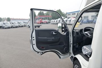 ���� ����X5 2.3L 95���� 3.5�׵�����ʽ΢��(����)ͼƬ