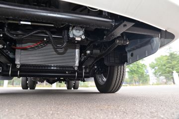 ���� ����X5 2.3L 95���� 3.5�׵�����ʽ΢��(����)ͼƬ