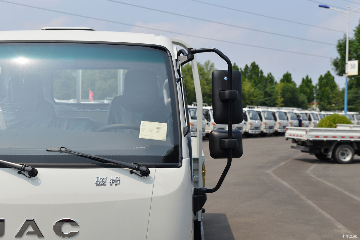  E3 135 3.37ŰῨ()(HFC1031P23K1B4S-2)                                                
