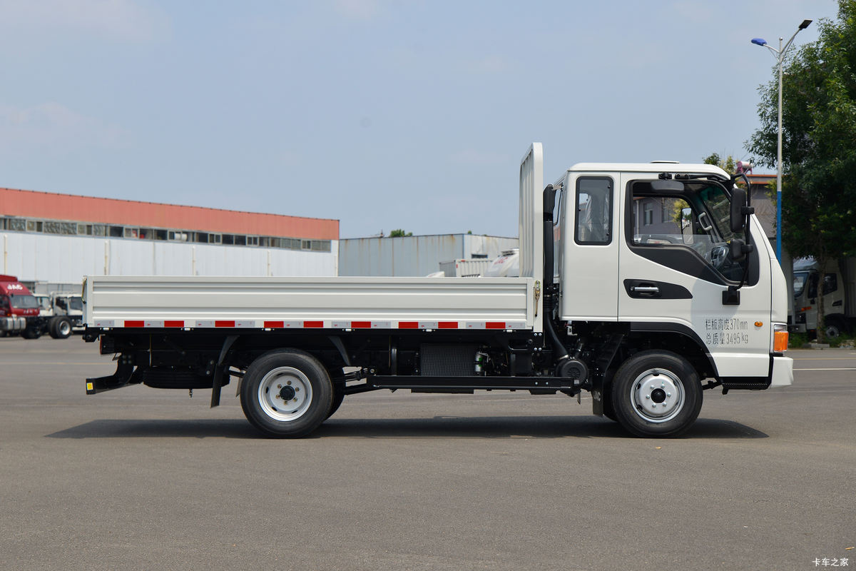  E3 135 3.37ŰῨ()(HFC1031P23K1B4S-2)                                                