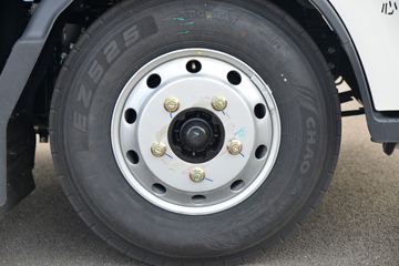 ���� ˧��E���� �ؿ�� 130���� 4X2 4.22�׵��������Ῠ(HFC1045P32K4C7S)ͼƬ