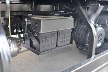 ���� ˧��E���� �ؿ�� 130���� 4X2 4.22�׵��������Ῠ(HFC1045P32K4C7S)ͼƬ