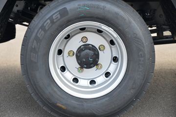 ���� ˧��E���� �ؿ�� 130���� 4X2 4.22�׵��������Ῠ(HFC1045P32K4C7S)ͼƬ