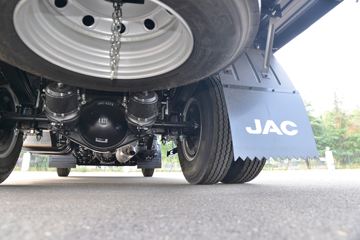 ���� ˧��E���� �ؿ�� 130���� 4X2 4.22�׵��������Ῠ(HFC1045P32K4C7S)ͼƬ