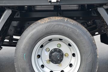 ���� ˧��E���� �ؿ�� 130���� 4X2 4.22�׵��������Ῠ(HFC1045P32K4C7S)ͼƬ