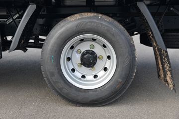 ���� ˧��E���� �ؿ�� 130���� 4X2 4.22�׵��������Ῠ(HFC1045P32K4C7S)ͼƬ