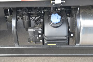 ���� ˧��E���� �ؿ�� 130���� 4X2 4.22�׵��������Ῠ(HFC1045P32K4C7S)ͼƬ