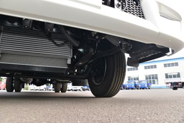 ���� ˧��E���� �ؿ�� 130���� 4X2 4.22�׵��������Ῠ(HFC1045P32K4C7S)ͼƬ