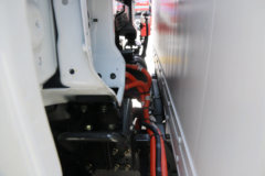 东风柳汽 乘龙L2 4.5T 4.165米单排纯电动厢式轻卡90kWh