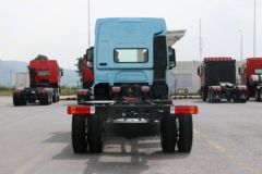 东风柳汽 乘龙H5V 4X2 6.8米混动载货车15.6kWh