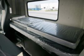 乘龙H5V&nbsp;电动载货车内饰图片