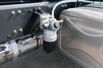 �������� ����H5V 4X2 6.8�׻춯�ػ���15.6kWhͼƬ