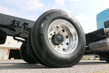 �������� ����H5V 4X2 6.8�׻춯�ػ���15.6kWhͼƬ