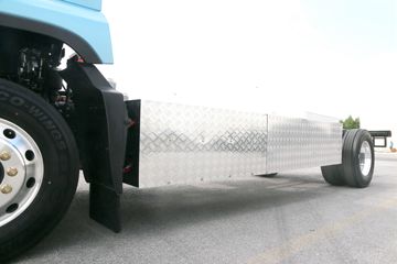 �������� ����H5V 4X2 6.8�׻춯�ػ���15.6kWhͼƬ