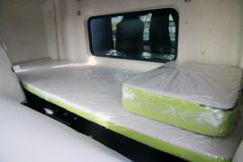 乘龙H5V&nbsp;电动牵引车驾驶室图片