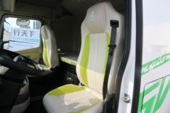 东风柳汽 乘龙H5V 6X4 充换电纯电动牵引车282kWh