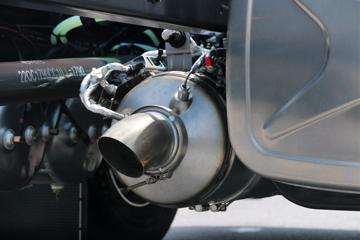 �������� ����H5V 270���� 4X2 6.8�������ػ���(����)ͼƬ