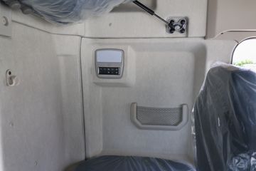 �������� ����H7�ؿ� 600���� 6X4 AMT�Զ���ǣ����(����)(Һ��)(LZ4252H7DC1)ͼƬ