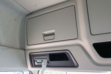 �������� ����H7�ؿ� 600���� 6X4 AMT�Զ���ǣ����(����)(Һ��)(LZ4252H7DC1)ͼƬ