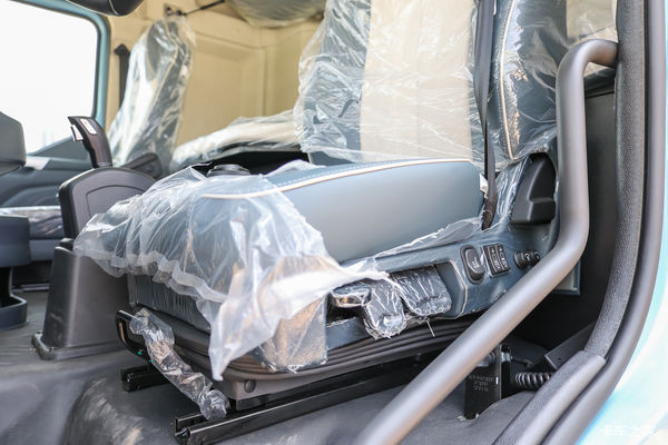 优惠3.8万 亳州市乘龙H7牵引车火热促销中