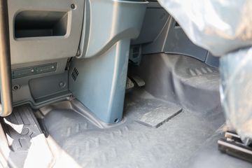 �������� ����H7�ؿ� 600���� 6X4 AMT�Զ���ǣ����(����)(Һ��)(LZ4252H7DC1)ͼƬ