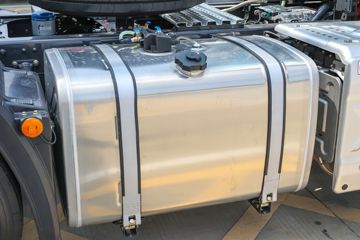 �������� ����H7�ؿ� 600���� 6X4 AMT�Զ���ǣ����(����)(Һ��)(LZ4252H7DC1)ͼƬ